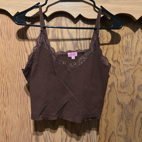 Brown tank top - Picture 1 of 3